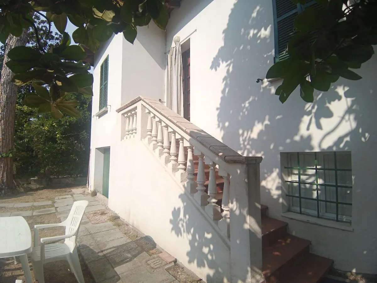 Casa Del Pino contacts